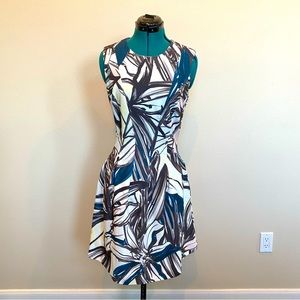 H&M Women’s Sleeveless Scoop Neck Pleated Floral Print Dress Size 10